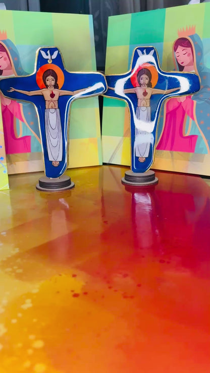Cruz Pedestal